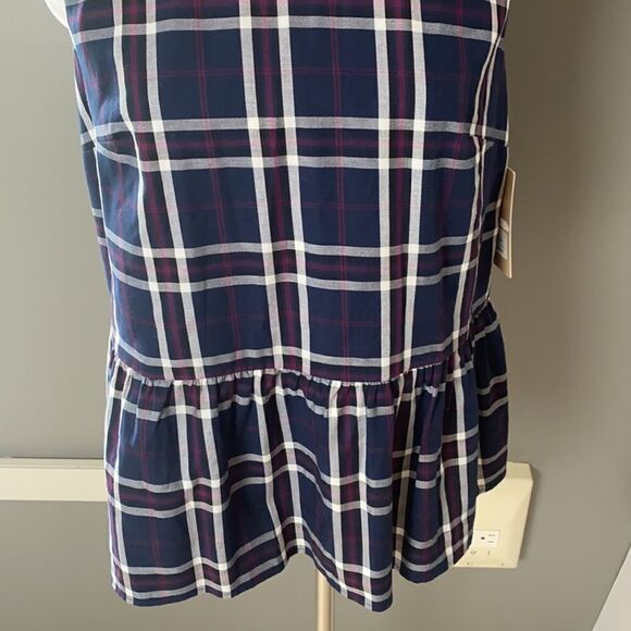 Halogen Top  - Picture 3 of 10